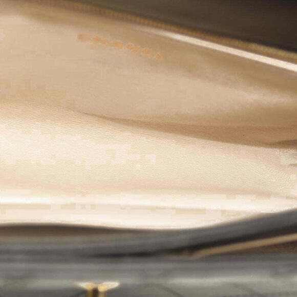 CHANEL Lambskin Stitched Coco Luxe Medium Flap Black - Picture 15 of 16